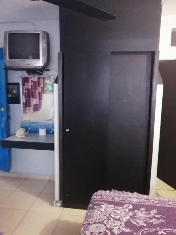 מזטלן Hotel Puerto Viejo מראה חיצוני תמונה